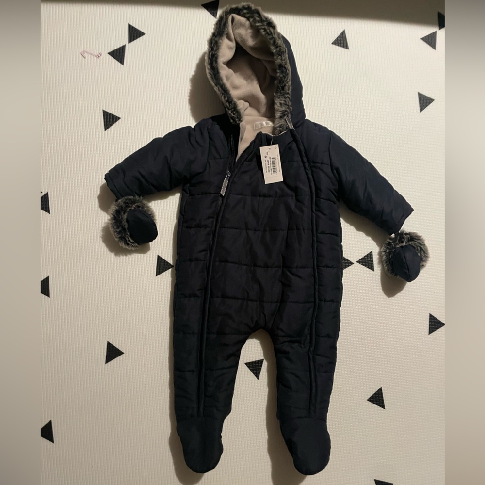 NWT essential one fleece lined infant snow bib with hood and gloves navy blue